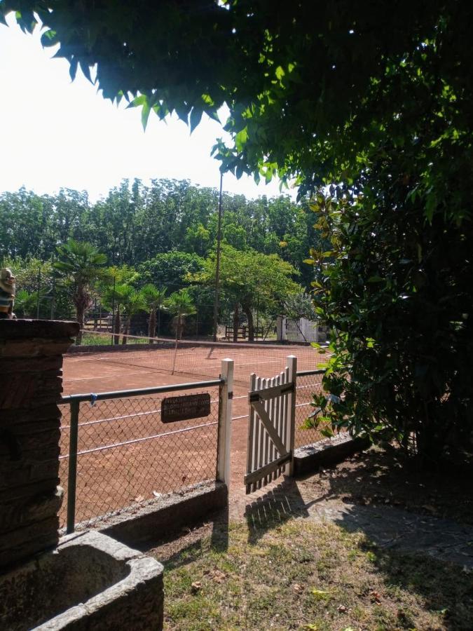 La Dama Con L'Ermellino B&B San Giovanni in Croce Екстериор снимка